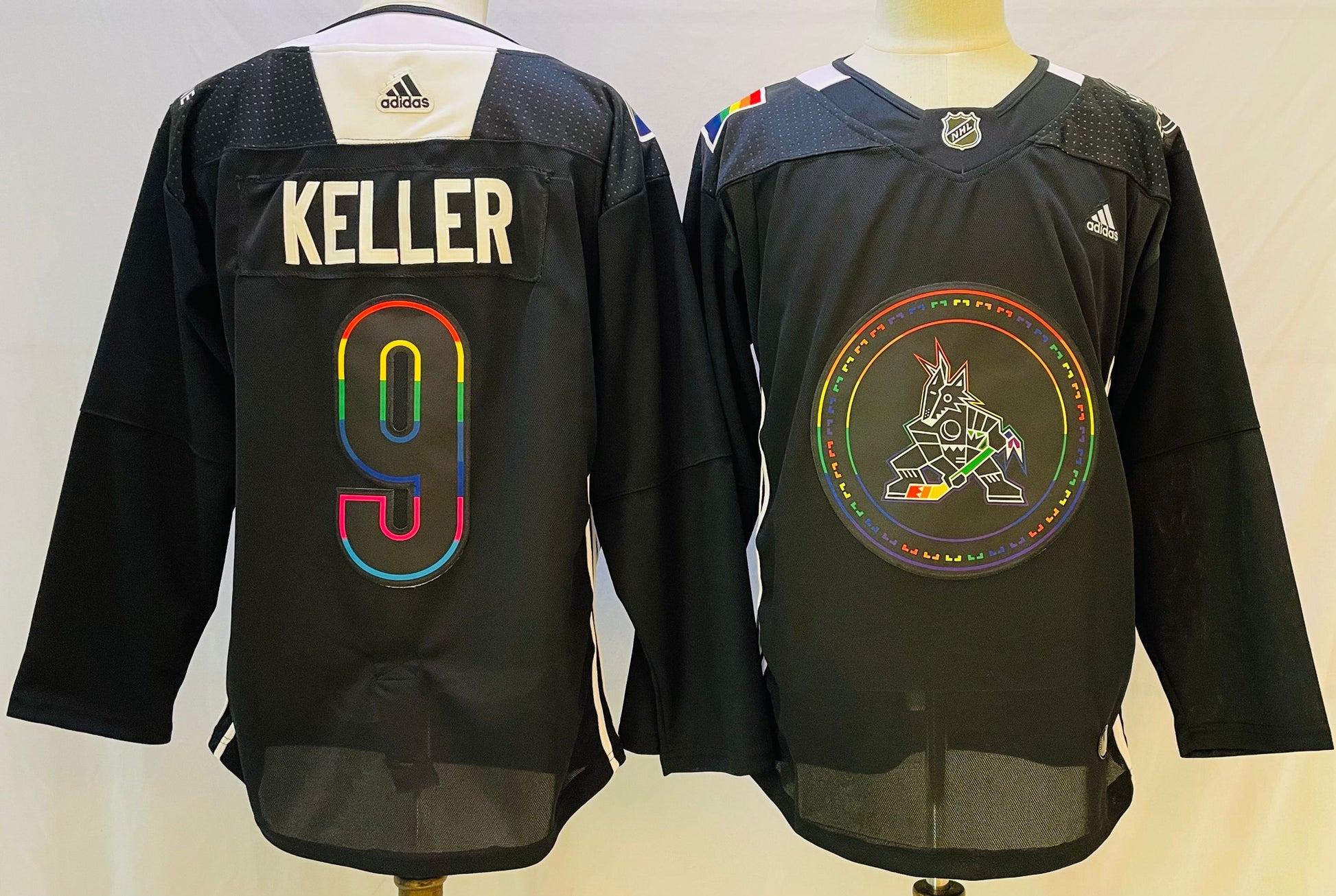 Men's Arizona Coyotes Clayton Keller #9 Black Breakaway Player jersey